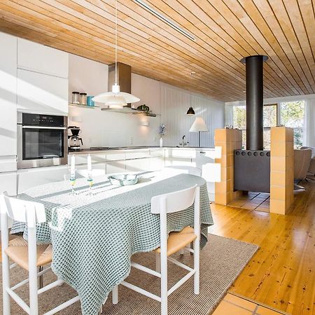 6 Person Holiday Home On A Holiday Park In V Ggerl Se Bøtø By エクステリア 写真